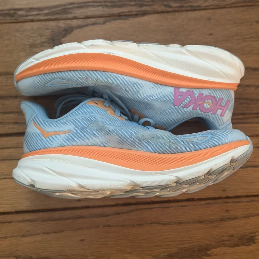 Hoka One One Women's Clifton 9 -- Size 9 🩵 - Picture 5 of 10